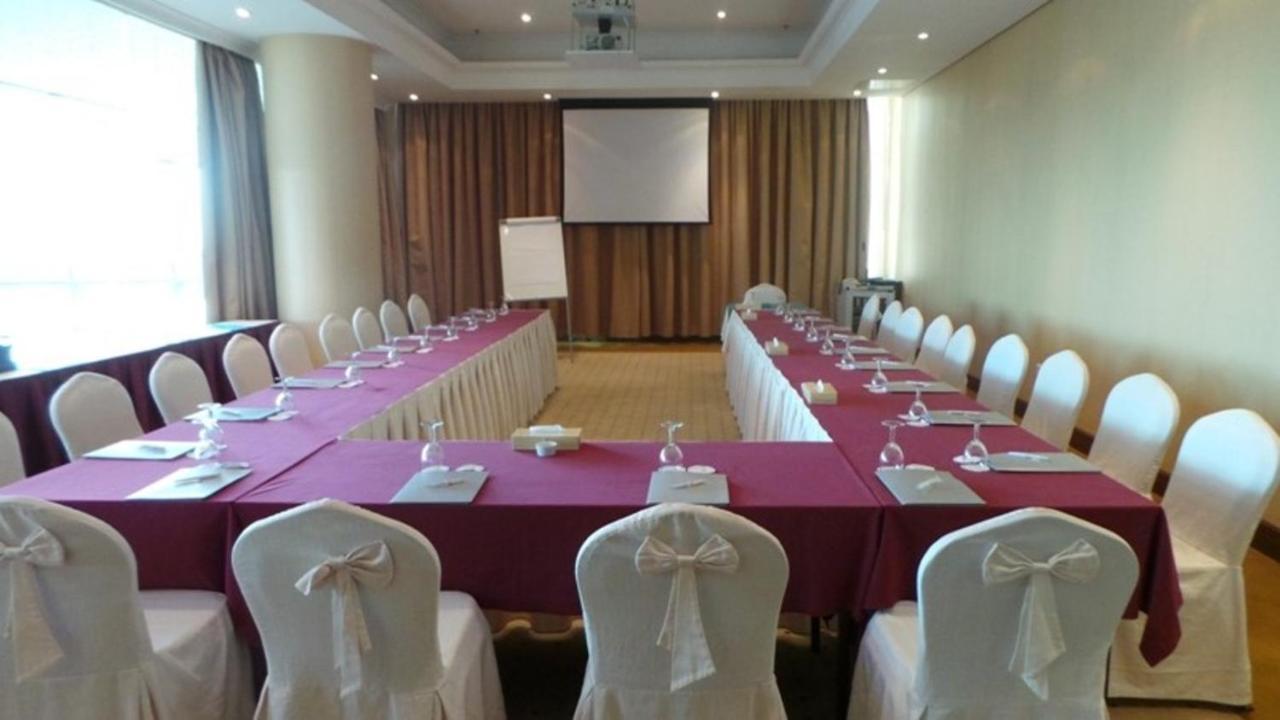 Costa Del Sol Hotel By Arabian Link Kuwait City Eksteriør billede